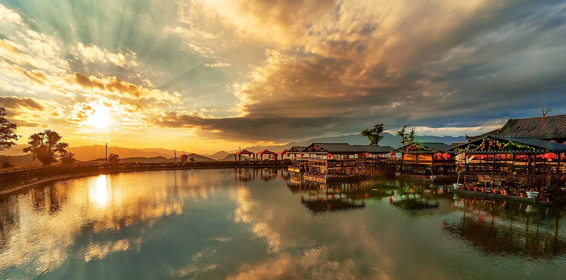 万州锦绣三峡最新进展，变化中的奇迹，展现自信与成就标题建议，万州锦绣三峡进展瞩目，成就感的源泉不断展现新奇迹。