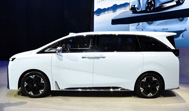 启辰最新概念车引领未来出行潮流,科技重塑驾驶新体验