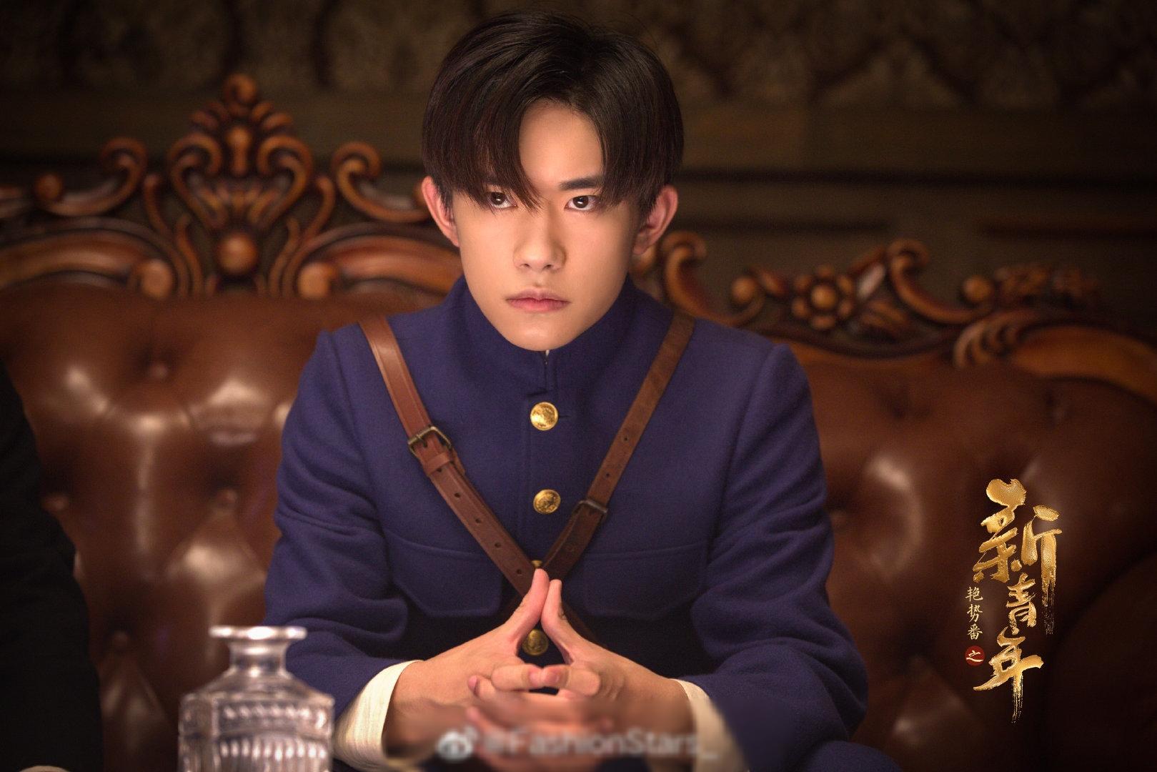 易烊千玺最新科技代言,引领未来生活新风尚,展现新星魅力