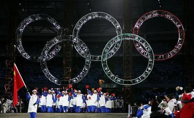 华为最新款手机,爱的纽带与日常趣事同框