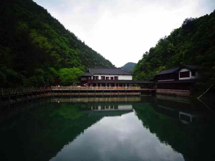 自然美景探索之旅 第7页