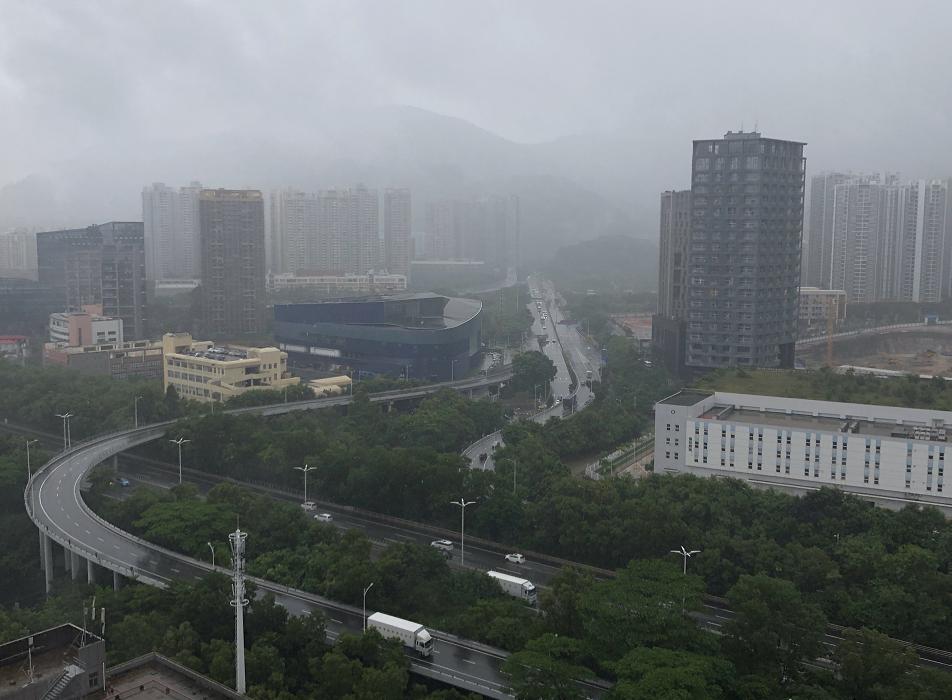 深圳市暴雨实况及最新情况分析