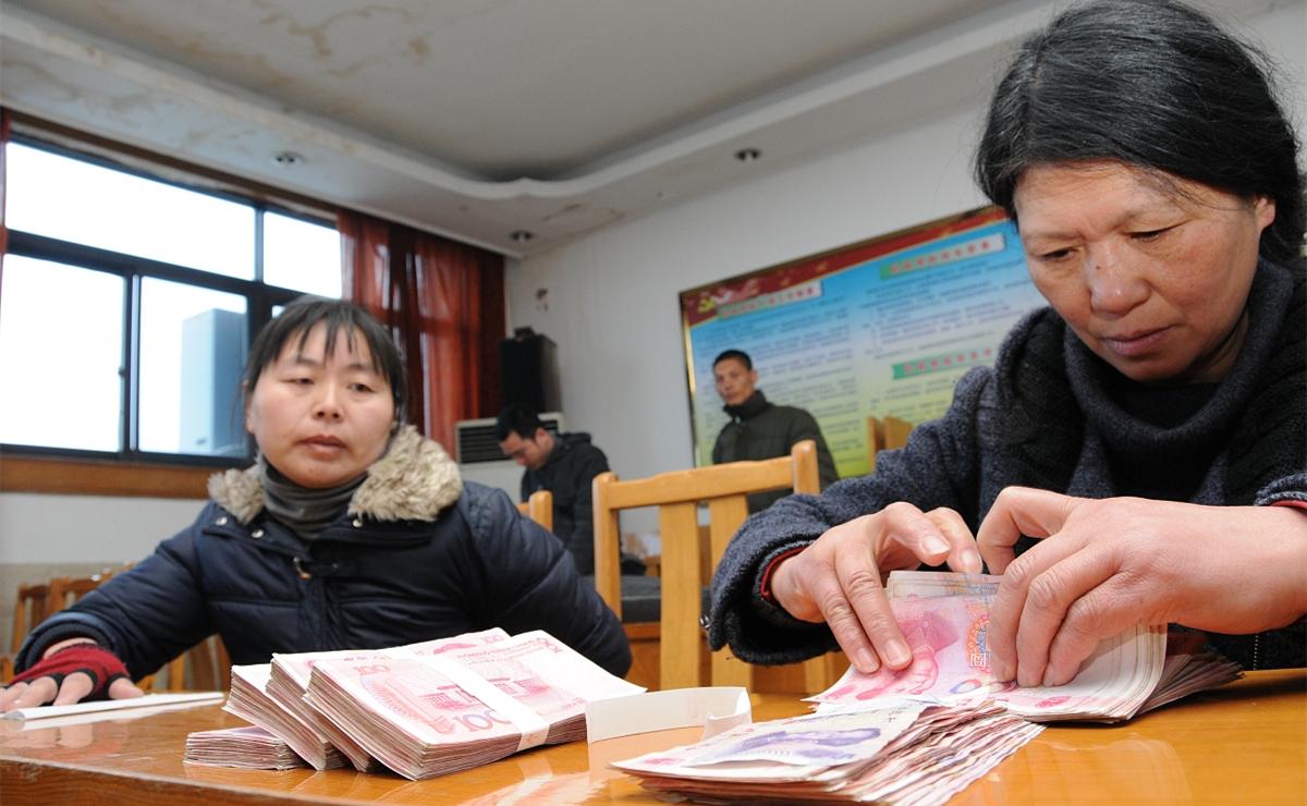 传奇最新款手机推荐,小明的奇幻之旅与友情纽带中的梦幻装备