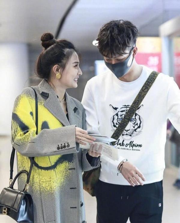 徐璐张铭恩最新综艺节目,甜蜜爆表的热恋之旅!