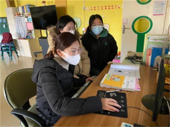 美国疫情最新消息与日常小趣事的观察