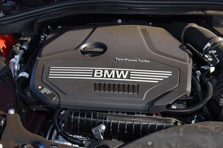 宝马X1最新车机深度论述,功能与性能解析