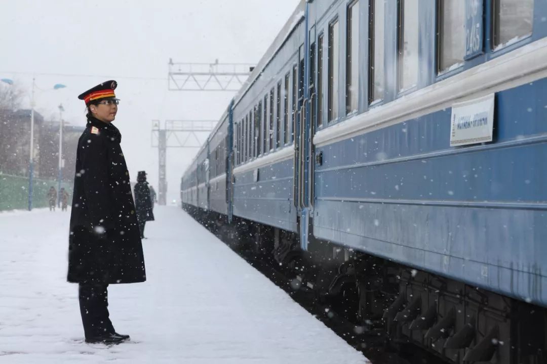 铁路人最新版,追梦之路上的自信与成长交响