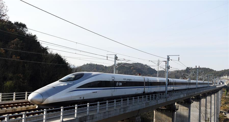 最新高铁线路网,轻松探索自然美景的旅程