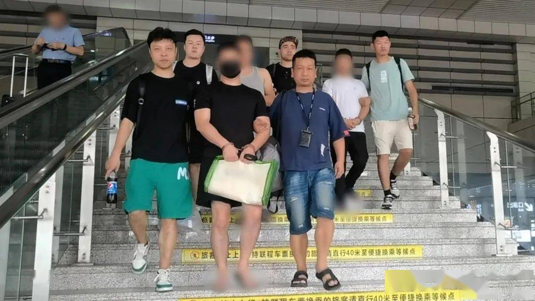 揭秘重庆最新诈骗案,警惕身边的陷阱,姐妹们需提高警惕!