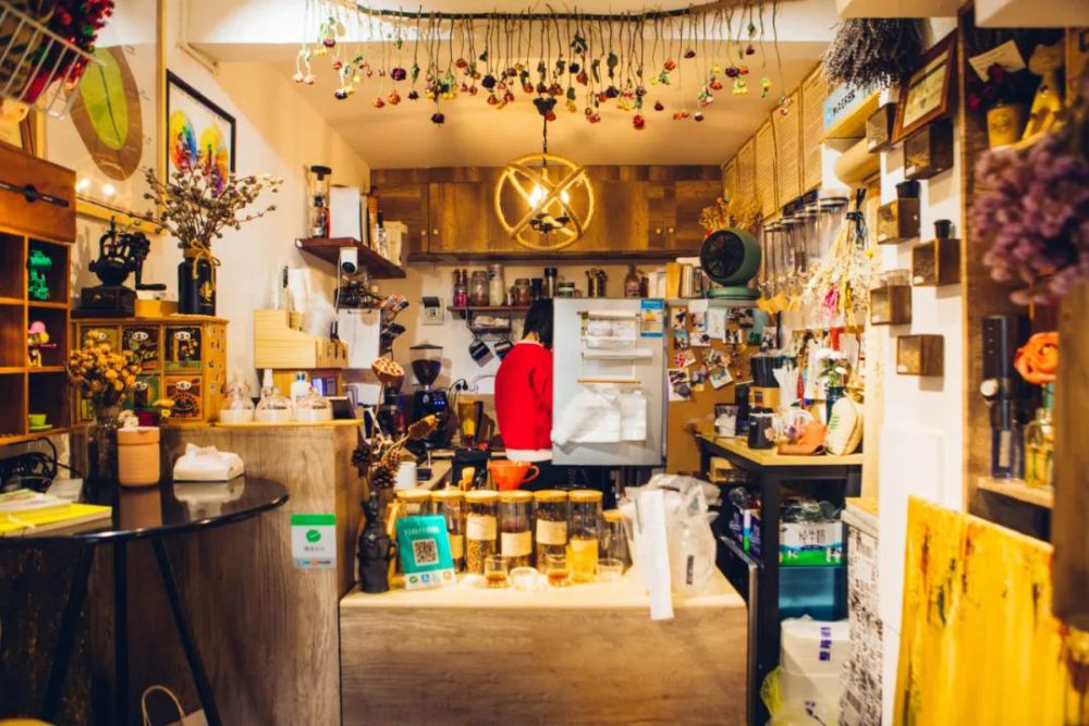 五虎最新网,小巷特色小店的独特魅力探索