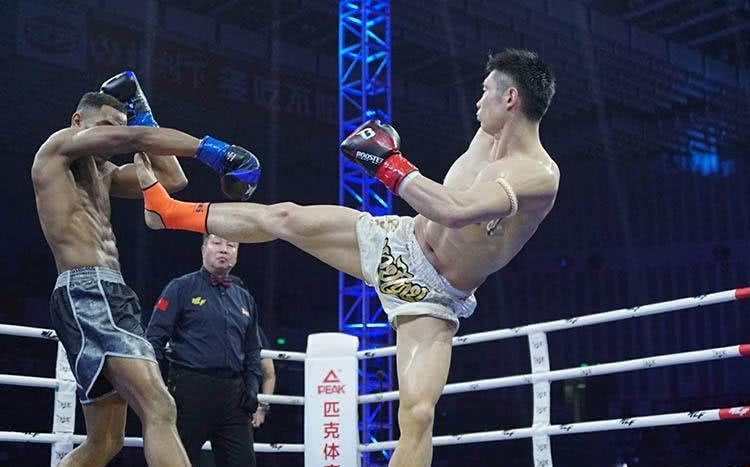 付高峰最新比赛，科技巨献，体验前所未有的竞技激情