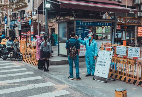 全球疫情最新动态与小巷深处的独特风情与隐藏之宝