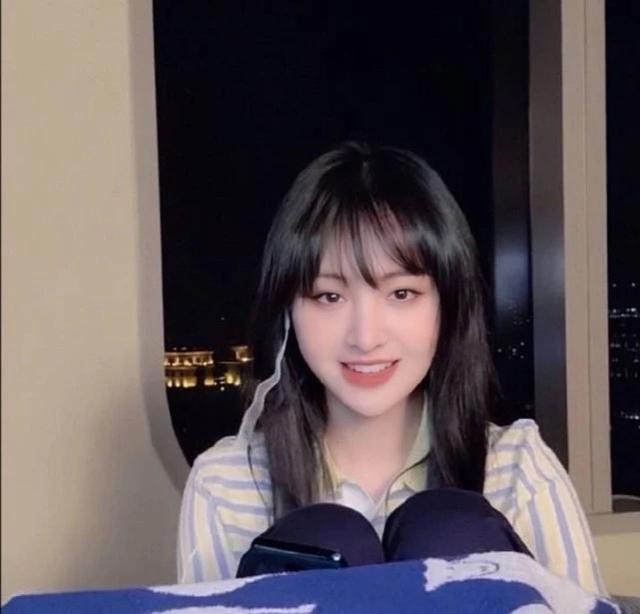 郑爽最新消息,科技新品震撼登场,体验前所未有的高科技魅力之旅