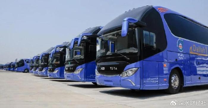 亚星客车最新动态,驶向自然,心灵宁静之旅