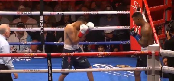 最新拳击赛,热血沸腾的战斗瞬间回顾!