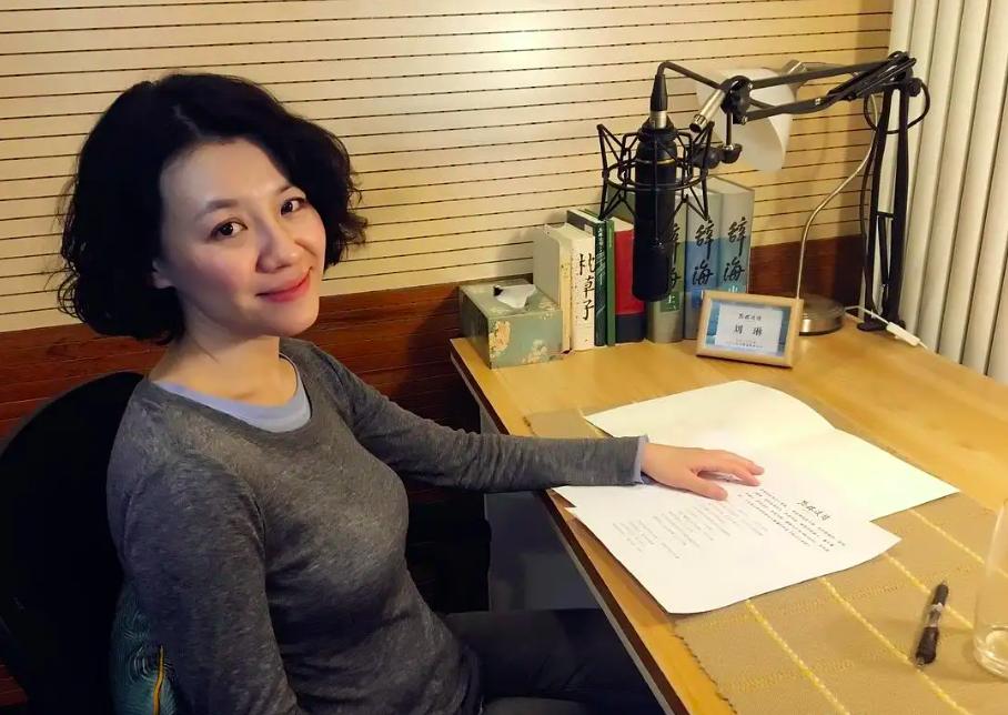 最新流行美甲,小巷中的隐秘宝藏风采