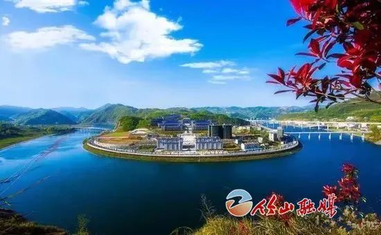 竹山新闻速递,发展活力蓬勃,最新动态一览无余