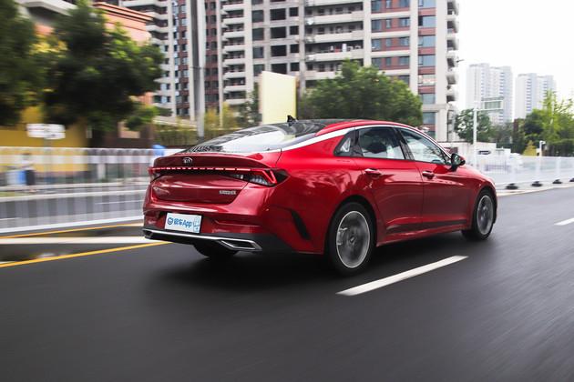 揭秘小巷中的隐藏宝藏,最新起亚K5报价大公开!