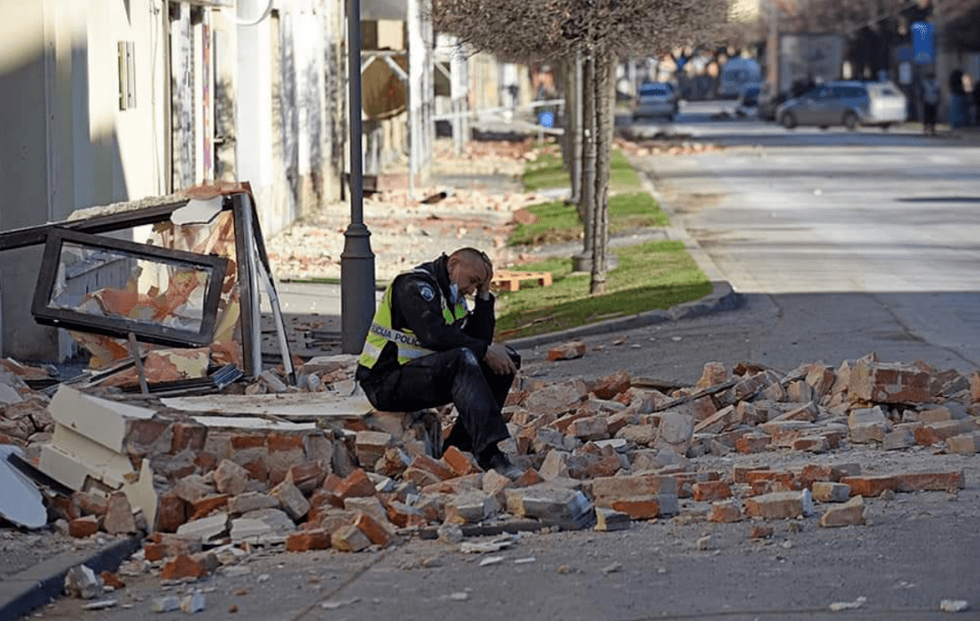 今晨地震最新动态与小巷中的独特风情与隐藏小店揭秘