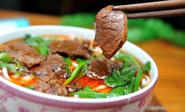 乱欲利娴庄,小巷中的美食天堂最新章节