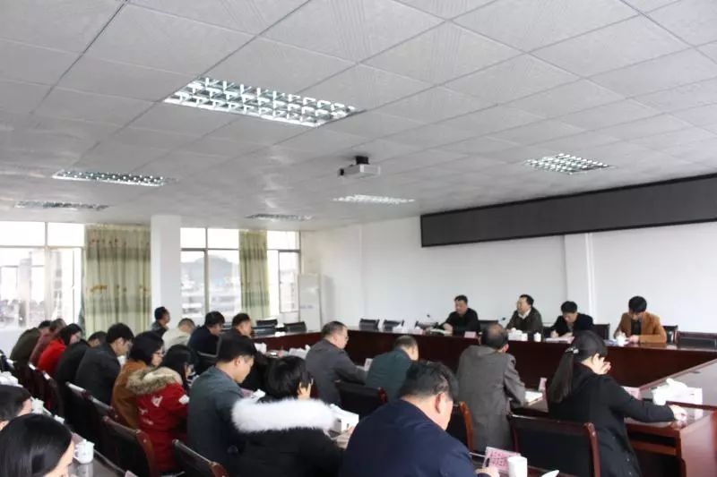 龙门县新领导班子引领自然探索之旅,寻求内心平和宁静之道