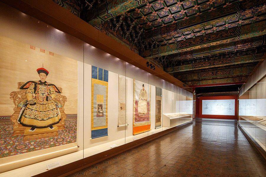 最新45战歌电影网,小巷中的秘密电影院探秘