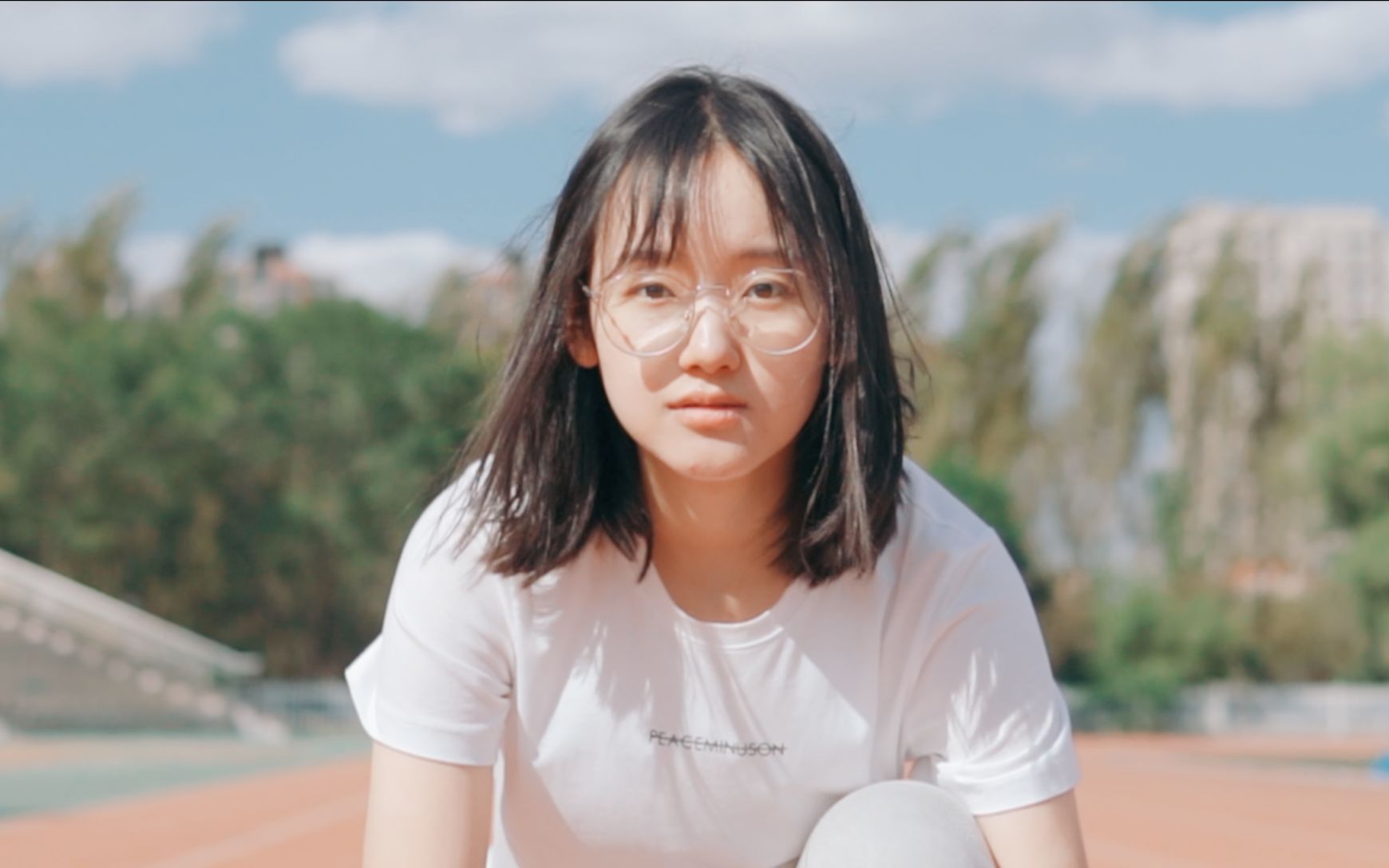 沈晴的逆风翱翔,大学生沉沦后的励志之旅