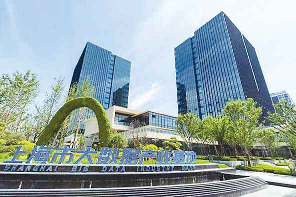 高新香江岸独特风情小店惊喜绽放,最新进展与巷弄深处的魅力探索